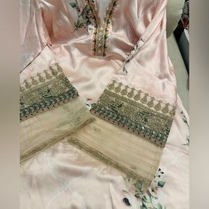 Indian/pakistani silk pret with organza dupatta